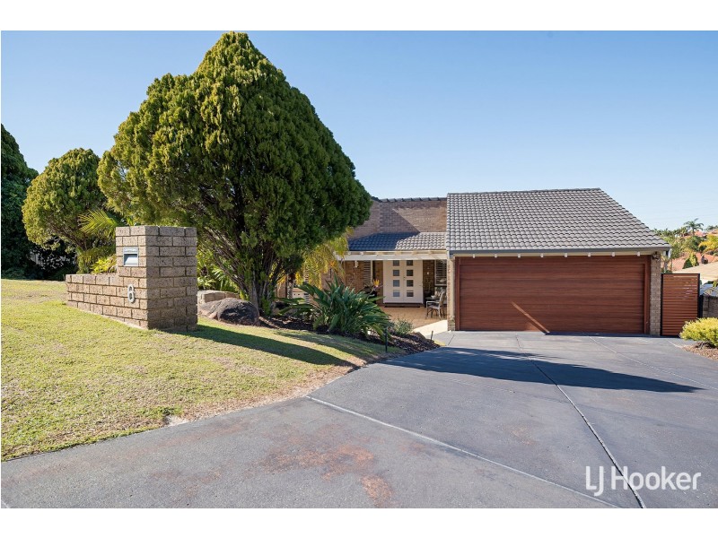 6 Peak Court, Leeming WA 6149