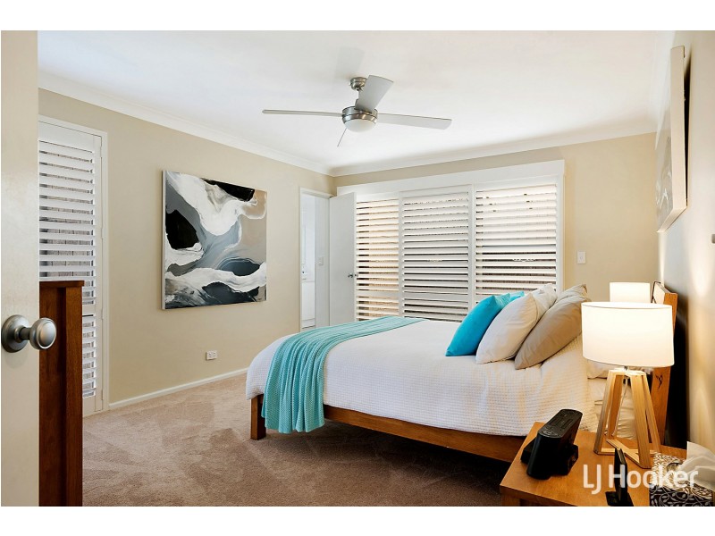 6 Peak Court, Leeming WA 6149