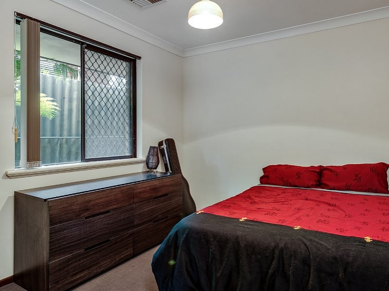 29 Waraker Way, Leeming WA 6149