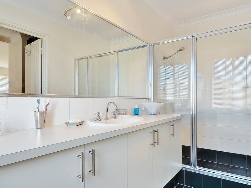 19 Astroloma Drive, Success WA 6164