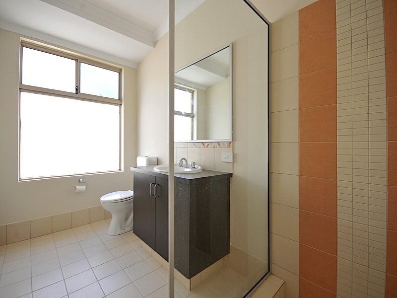 2A Classon Gardens, Leeming WA 6149