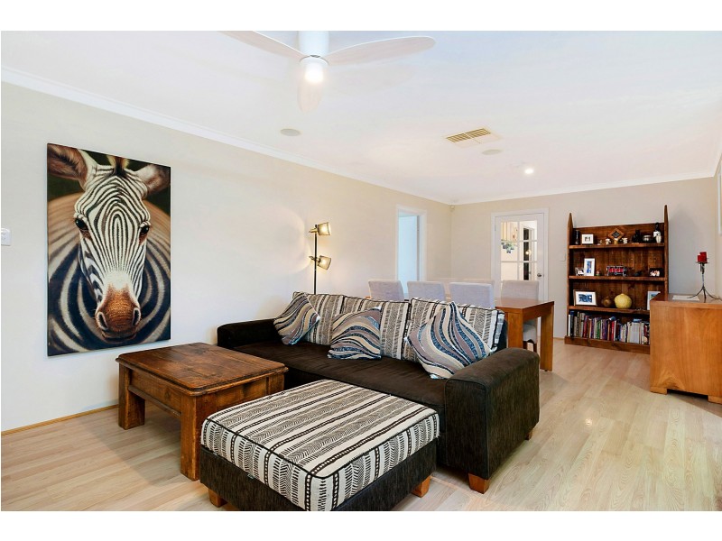 3A Theakston Green, Leeming WA 6149