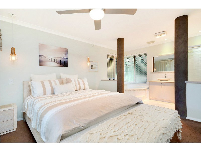 3A Theakston Green, Leeming WA 6149