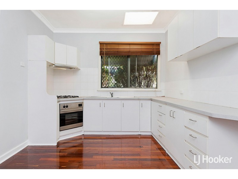 33A Adamson Rd, Brentwood WA 6153