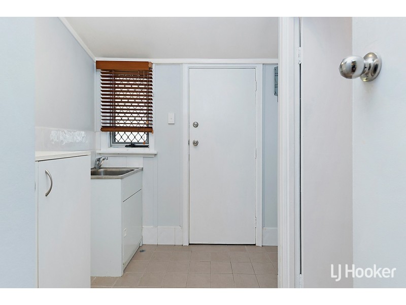 33A Adamson Rd, Brentwood WA 6153