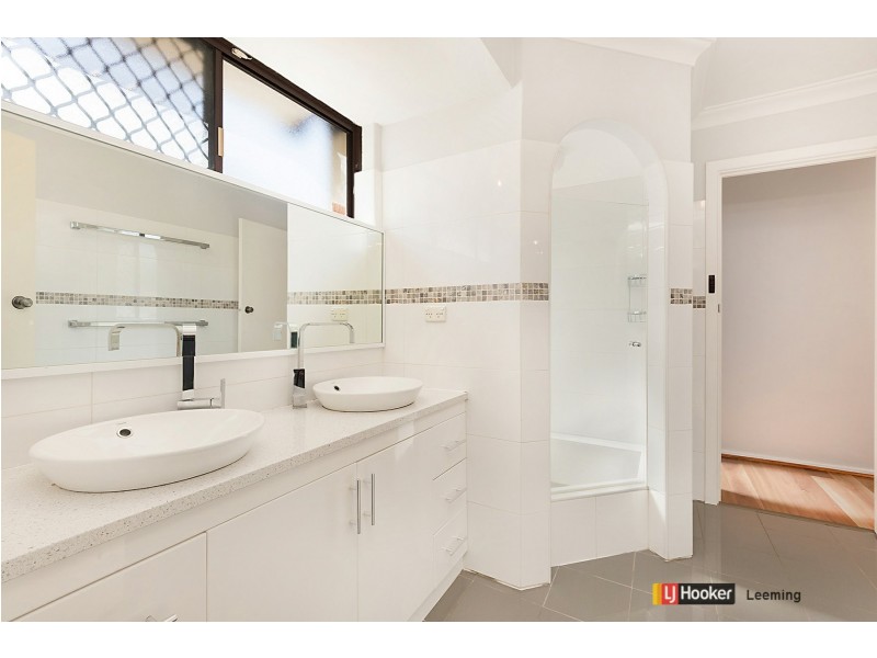 24 Beasley Road, Leeming WA 6149