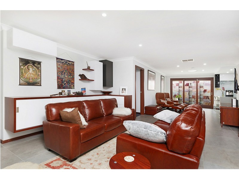 26 Hanlin Way, Samson WA 6163