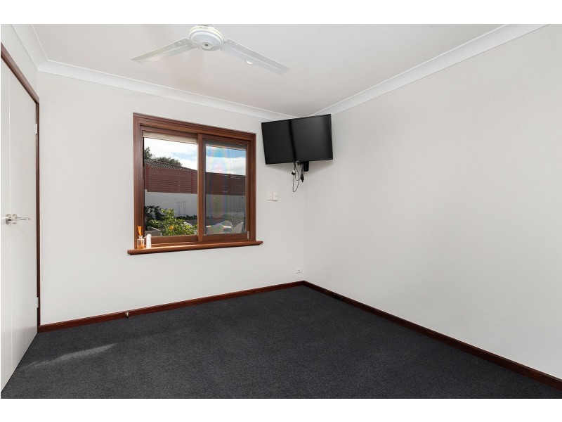 26 Hanlin Way, Samson WA 6163