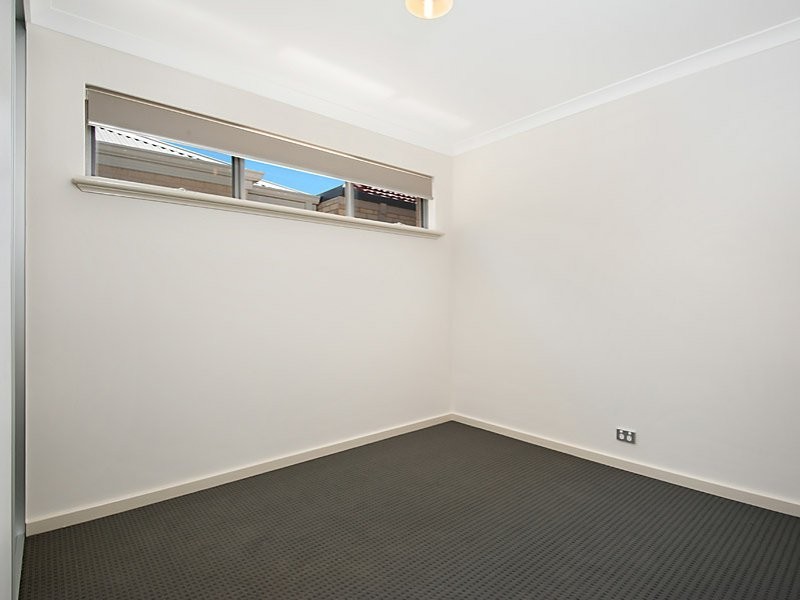 17C Robin Hood Avenue, Armadale WA 6112