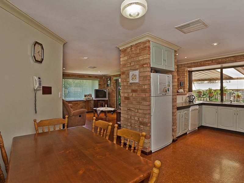 8 Bagot Court, Leeming WA 6149