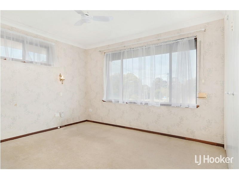8 Errina Place, Willetton WA 6155