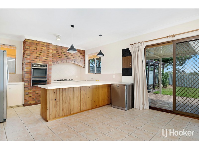 8 Errina Place, Willetton WA 6155