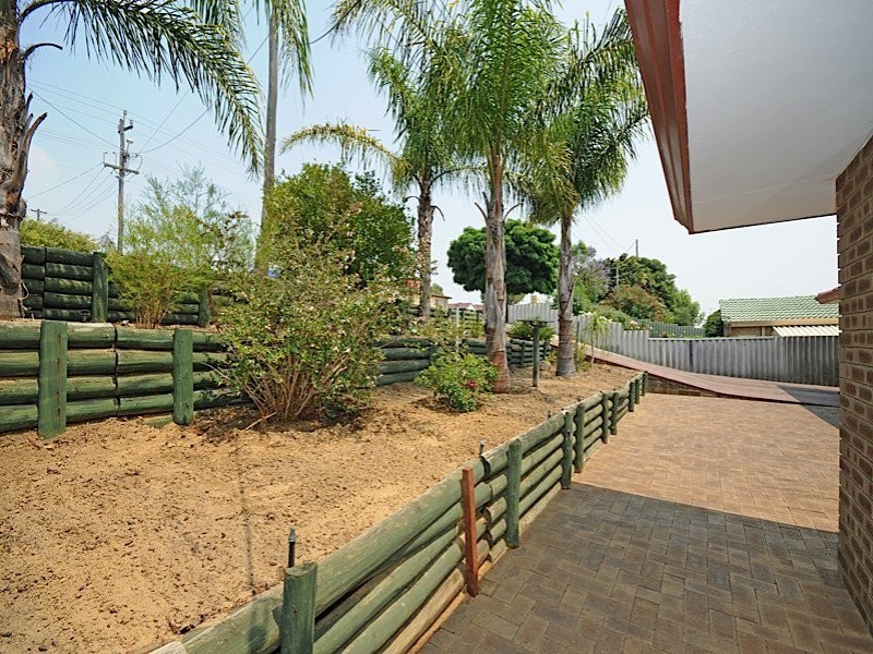 123 Plover Drive, Yangebup WA 6164