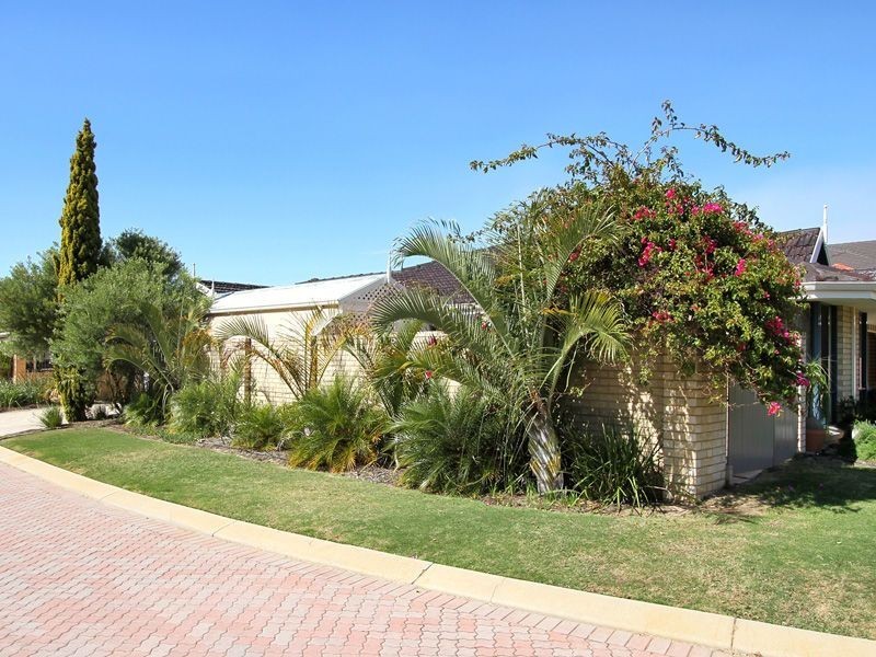 24 Riversdale Pass, Jandakot WA 6164