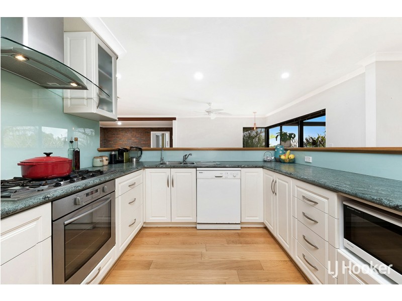 9 Timbrell Way, Leeming WA 6149