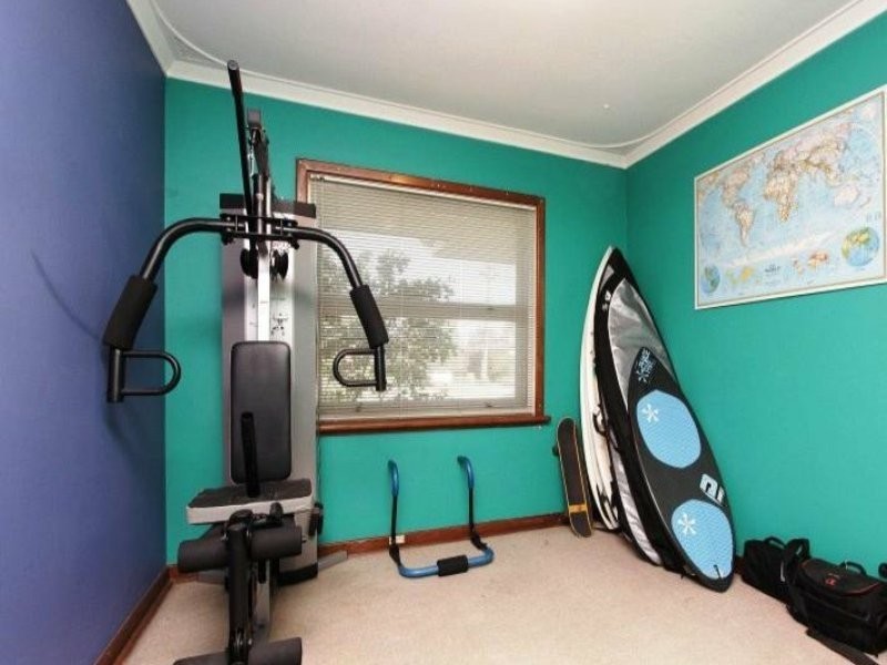 16 Yeeda Street, Riverton WA 6148