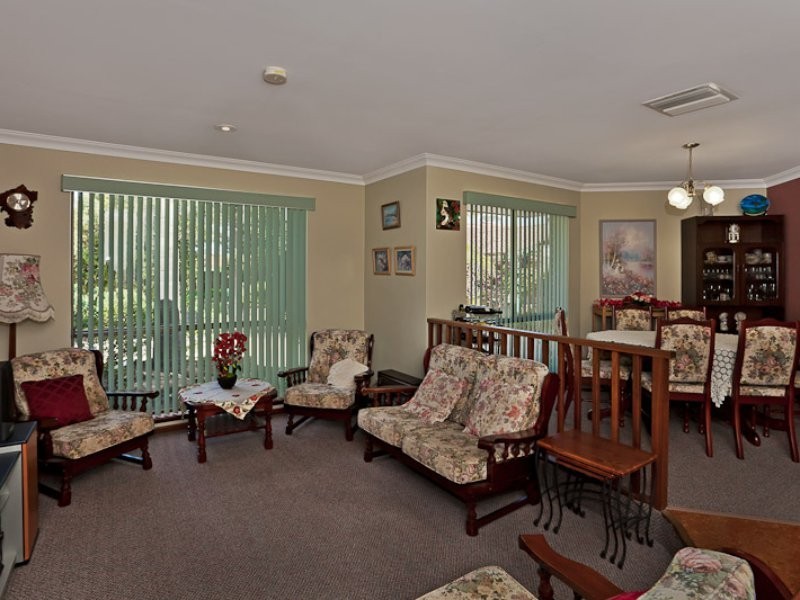 8 Bagot Crt, Leeming WA 6149