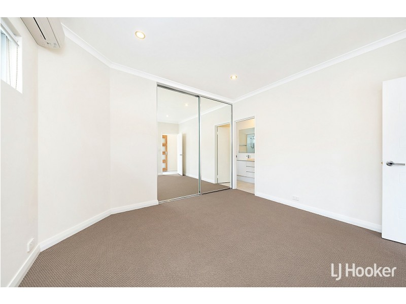 25B Theseus Way, Coolbellup WA 6163