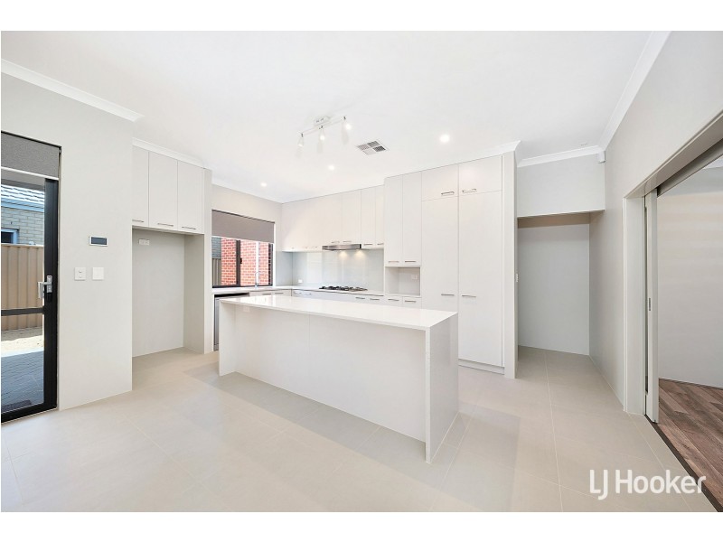 5 Bergen Promenade, Southern River WA 6110