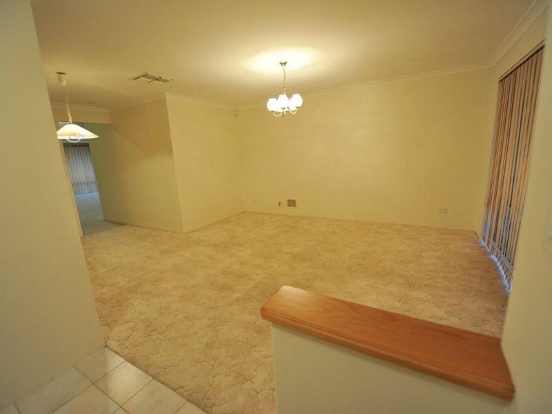 16 Hanstead Court, Ballajura WA 6066