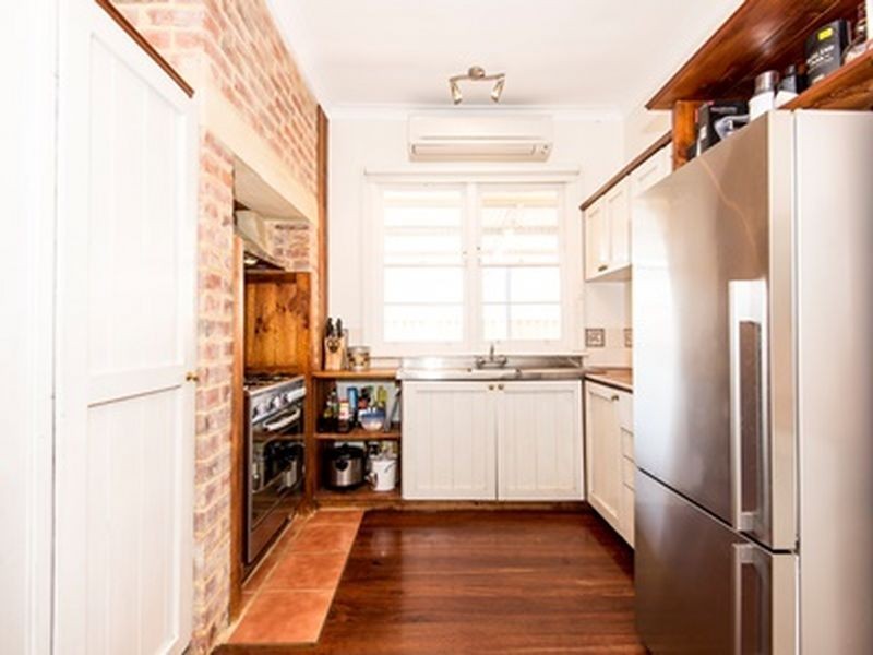 2 Etwell Street, East Victoria Park WA 6101