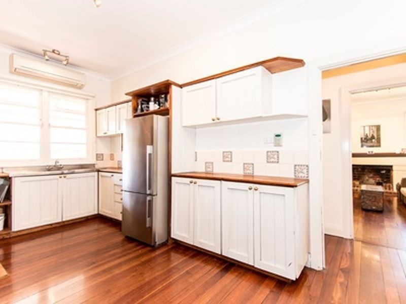 2 Etwell Street, East Victoria Park WA 6101