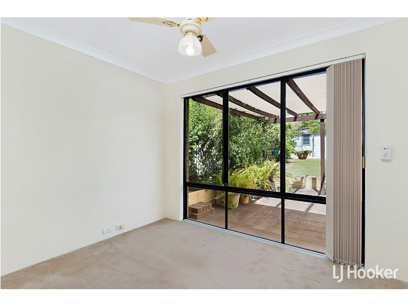 76 Murchison Way, Gosnells WA 6110