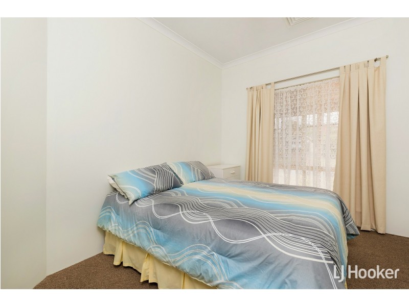 23 Broadbent Loop, Leeming WA 6149