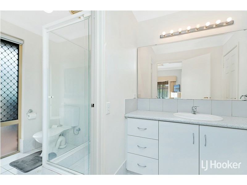 23 Broadbent Loop, Leeming WA 6149