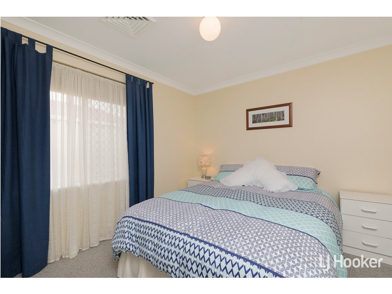 23 Broadbent Loop, Leeming WA 6149