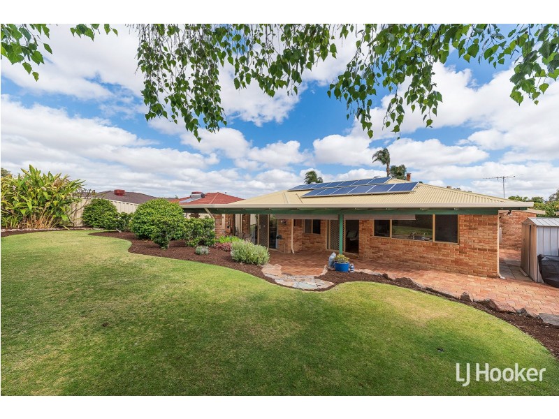 23 Broadbent Loop, Leeming WA 6149