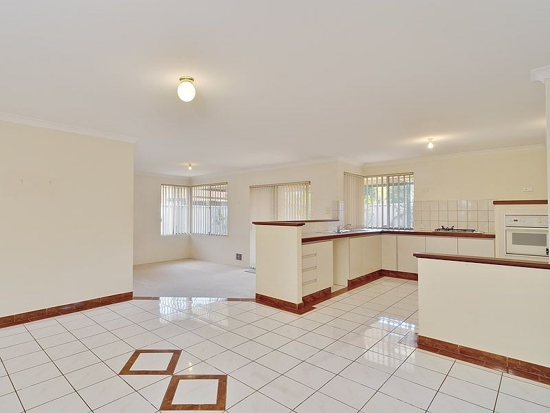 9 Eastney Court, Jandakot WA 6164