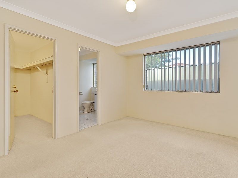 9 Eastney Court, Jandakot WA 6164