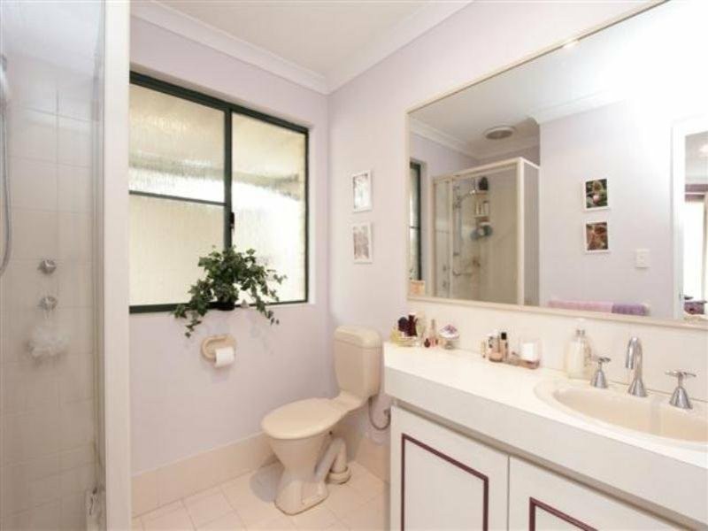 2 Osterley Retreat, Canning Vale WA 6155