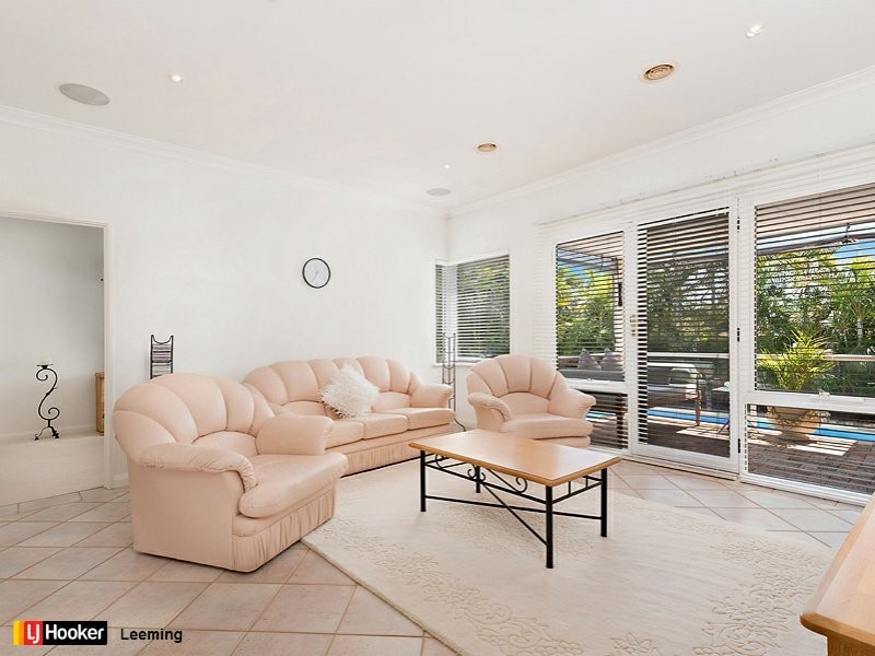 14 Carpenter Rise, Bull Creek WA 6149