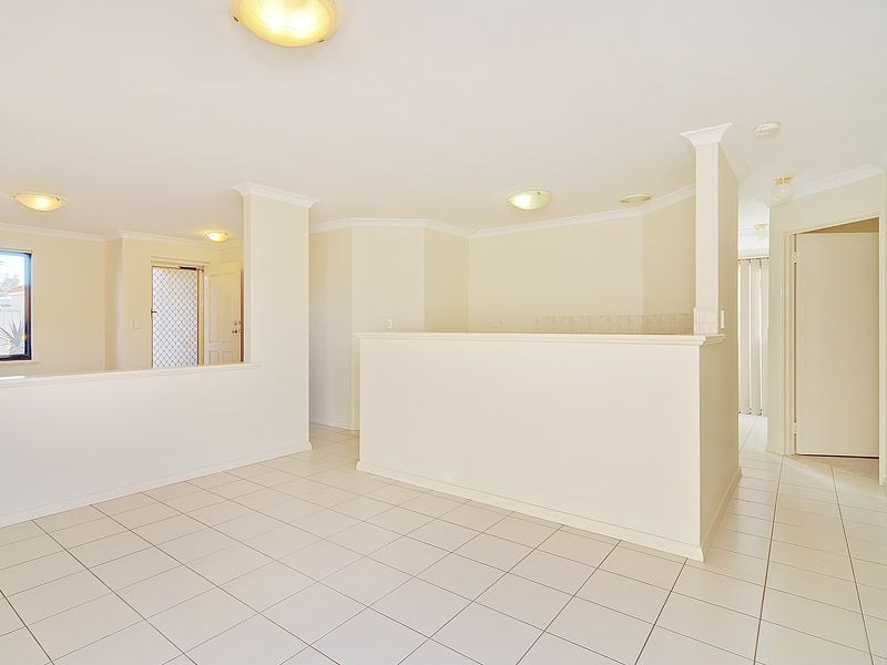 11/13 Rimmington Court, South Lake WA 6164