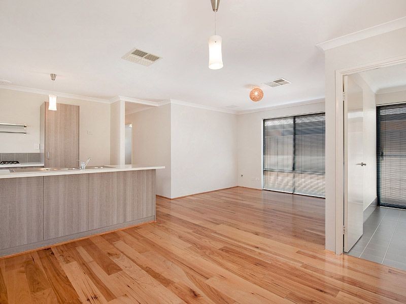 54 Holmes Street, Southern River WA 6110