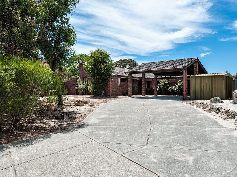 9 Sewell Court, Leeming WA 6149