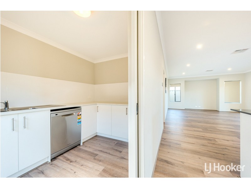 112 Woolcoot Road, Wellard WA 6170