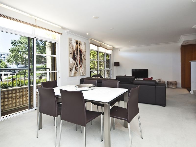 2/20 Royal Street, East Perth WA 6004