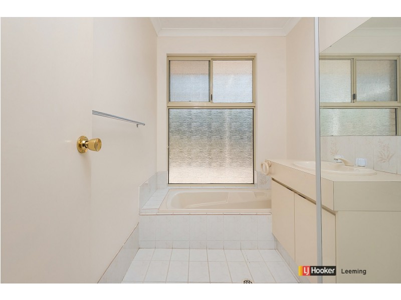 35 Larissa Road, Willetton WA 6155