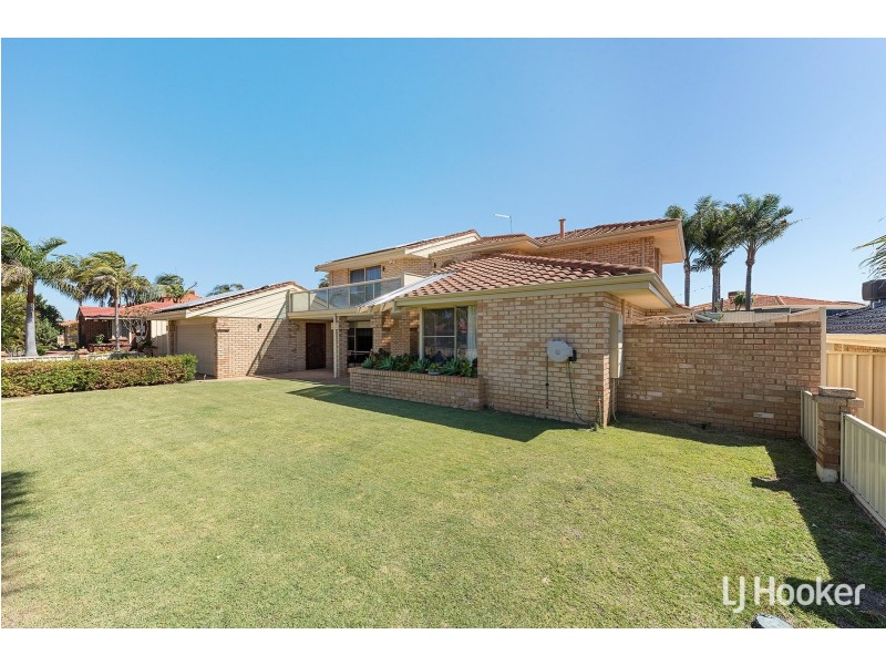 60 Merrifield Circle, Leeming WA 6149