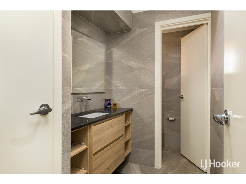 60 Merrifield Circle, Leeming WA 6149