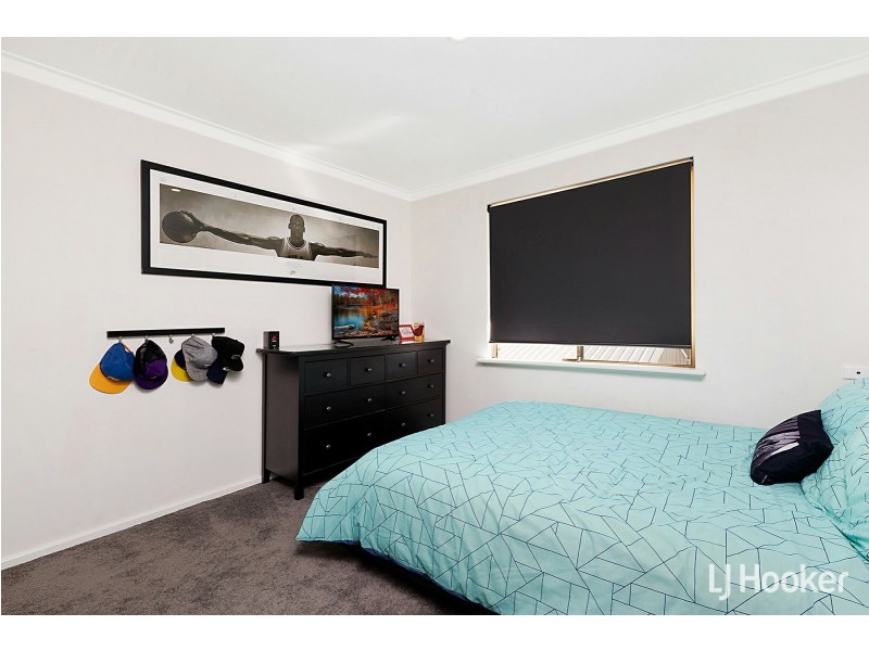60 Merrifield Circle, Leeming WA 6149