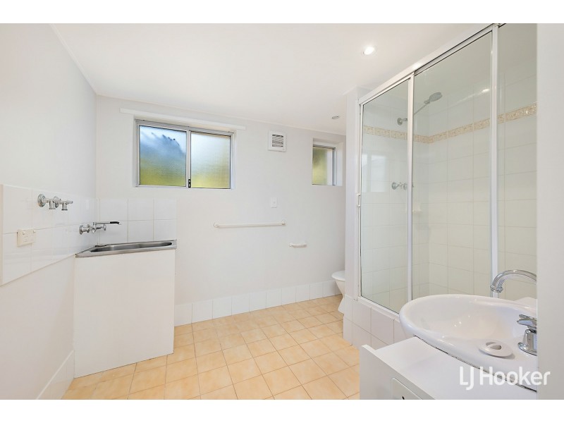 4/5 Doherty Road, Coolbellup WA 6163