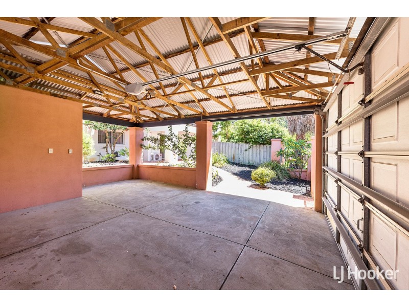 4/5 Doherty Road, Coolbellup WA 6163