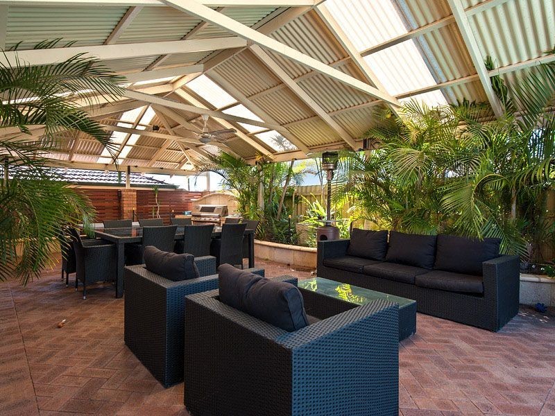 7 Sellen Court, Leeming WA 6149