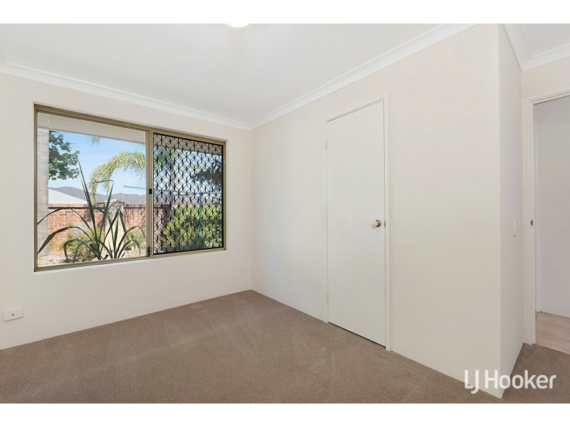 9 Ironwood Court, Thornlie WA 6108
