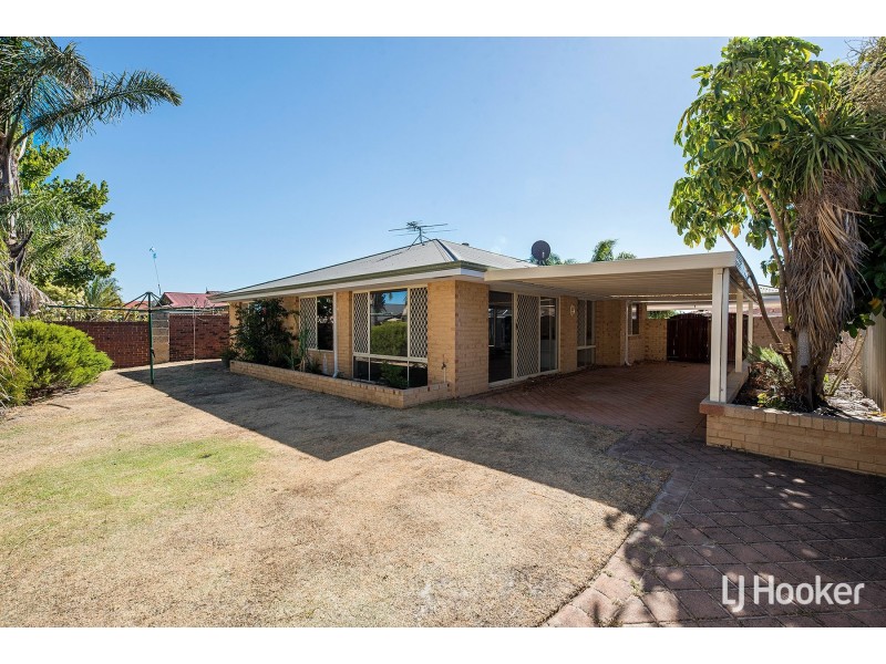 9 Ironwood Court, Thornlie WA 6108