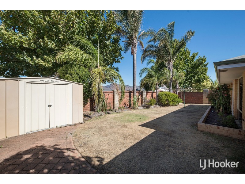 9 Ironwood Court, Thornlie WA 6108